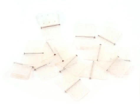 Dubro 117 NYLON HINGE STANDARD (15) 1 Dubro 117 NYLON HINGE STANDARD (15)